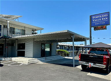 Portland Value Inn & Suites